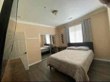 Private room in North Fontana