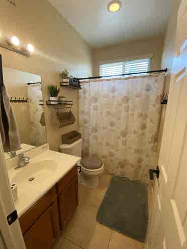 Private room in North Fontana
