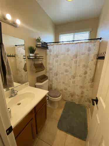 Private room in North Fontana