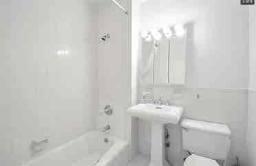 Studio in Murray Hill / Kips Bay