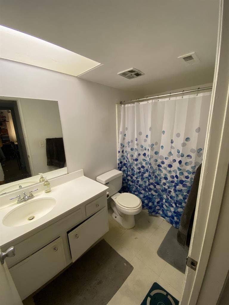 Furnished Room in Santa Monica