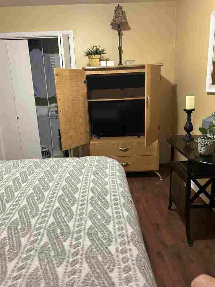 Large furnished room