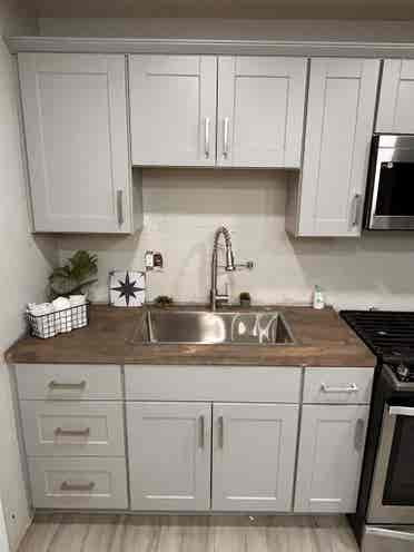 Small Room furnished, all included
