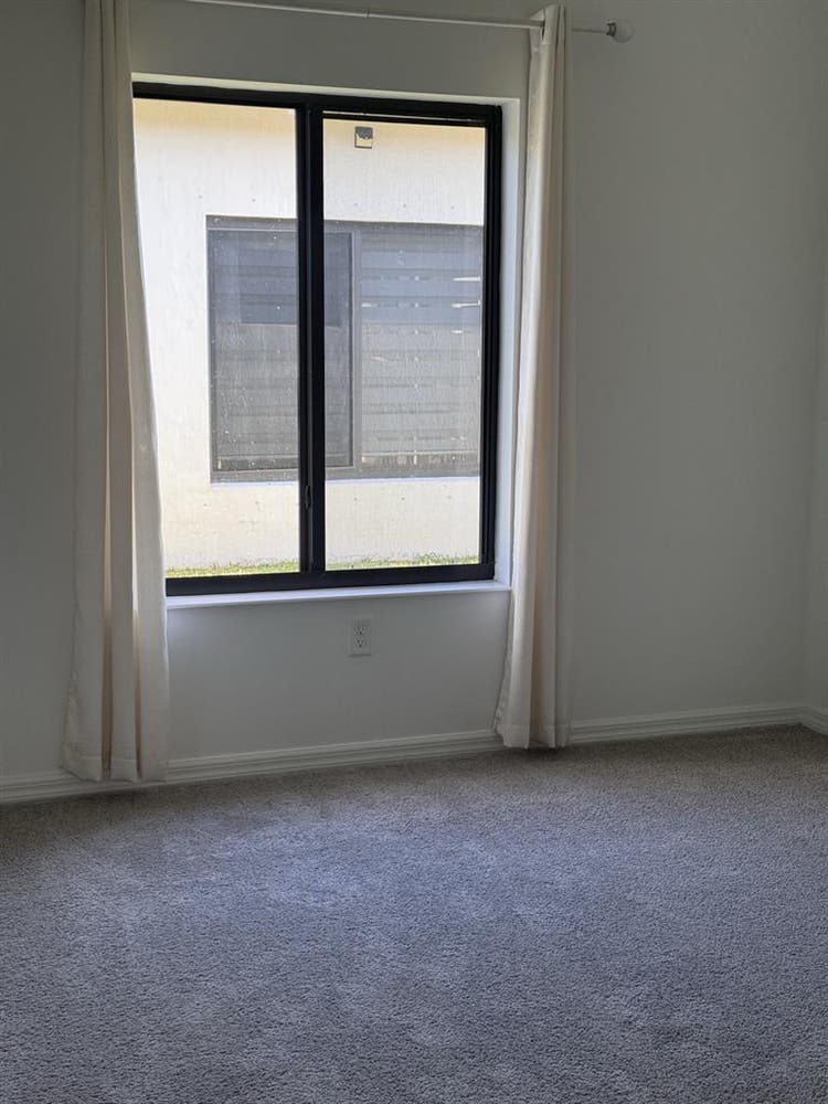 Renta habitación room for rent