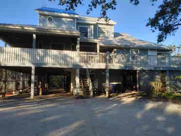 2BR off the Myakka Canal