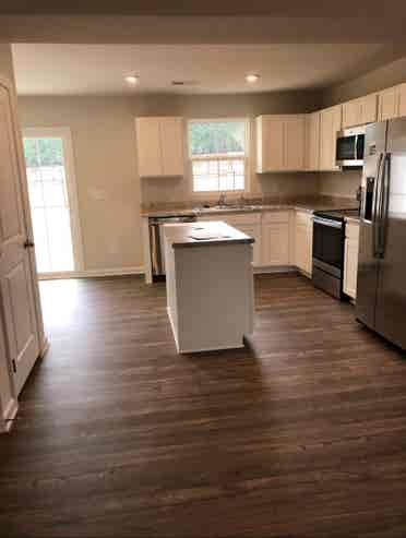 Room for rent ten min from downtown