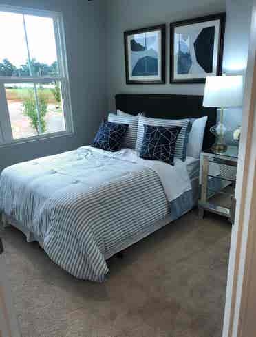 Room for rent ten min from downtown