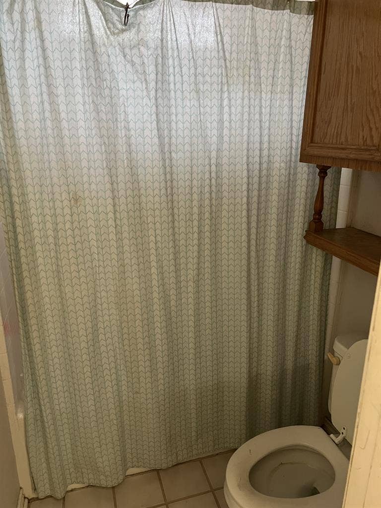 Private Room and Bath- South Side
