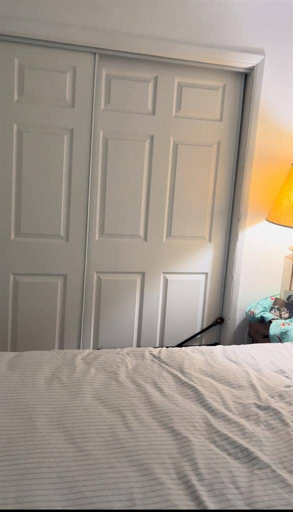 Sunny Private Entrance Bedroom