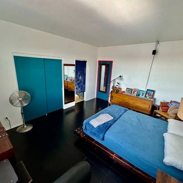 Master Bedroom, Private Bathroom