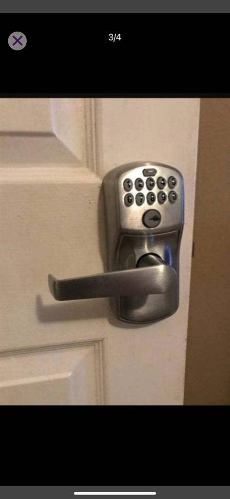 Room for rent in garland