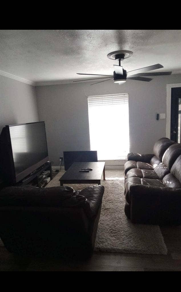 Room for rent in garland