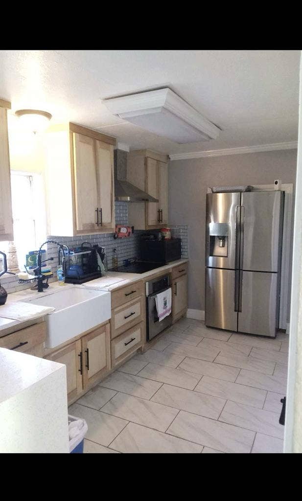 Room for rent in garland