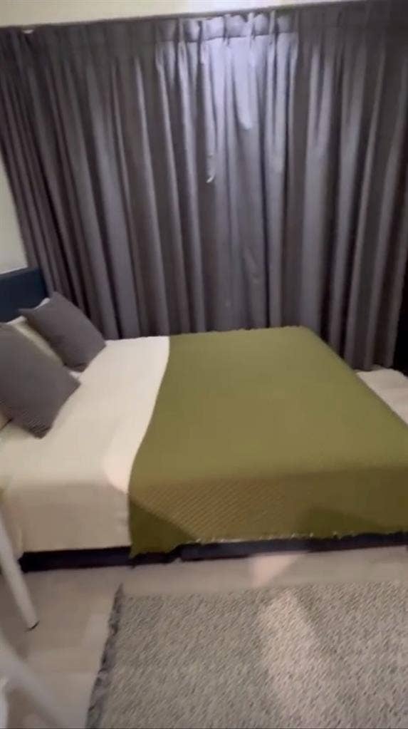 Master room for rent