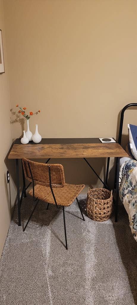 FURNISHED ROOM FOR RENT