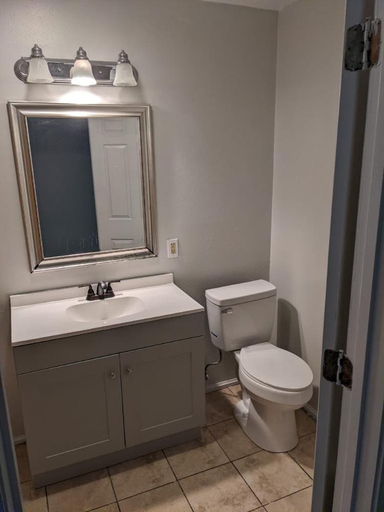 Rooms Available (Pascagoula)