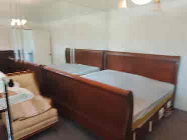 Furnished room, great neighborhood