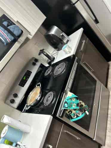 Summer sublease May-August [$]