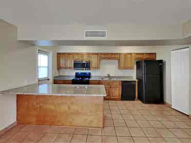 Beautiful Rooms For Rent