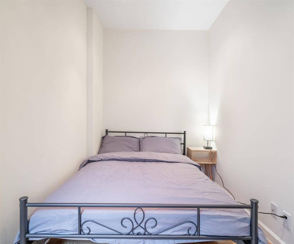 Hot summer sublet near Central Park