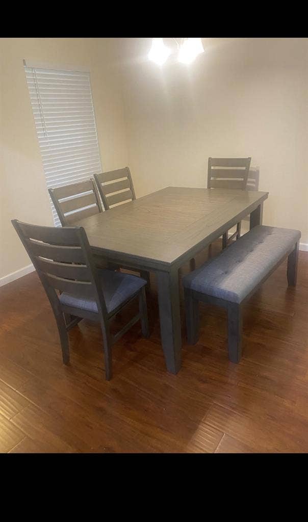 Nice house. Room available for
