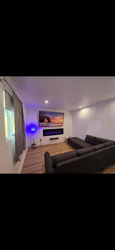 Room available in 4 Bdrm house.