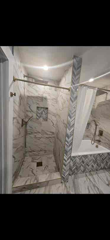 Room available in 4 Bdrm house.
