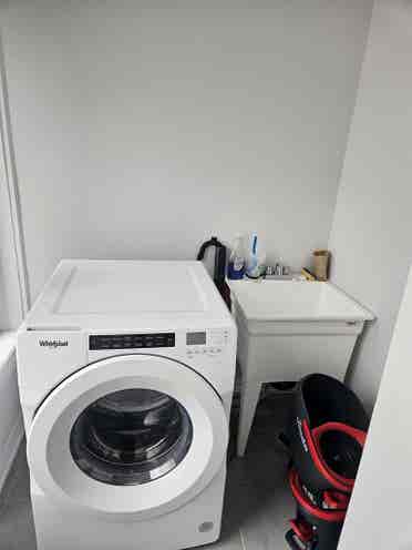 All inclusive bedroom for rent