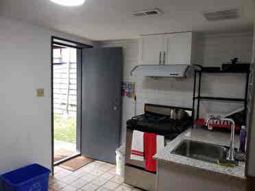 2 spacious private BR in 3BR suite