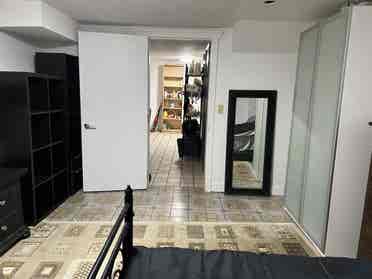 2 spacious private BR in 3BR suite
