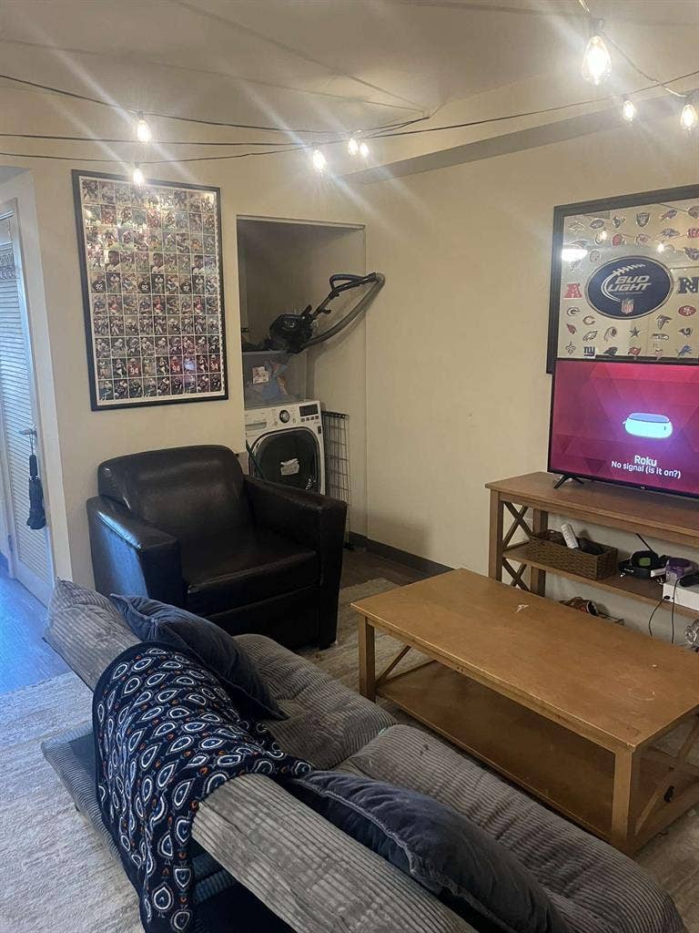 🚨2 BEDROOM UNIT AVAILABLE ASAP🚨