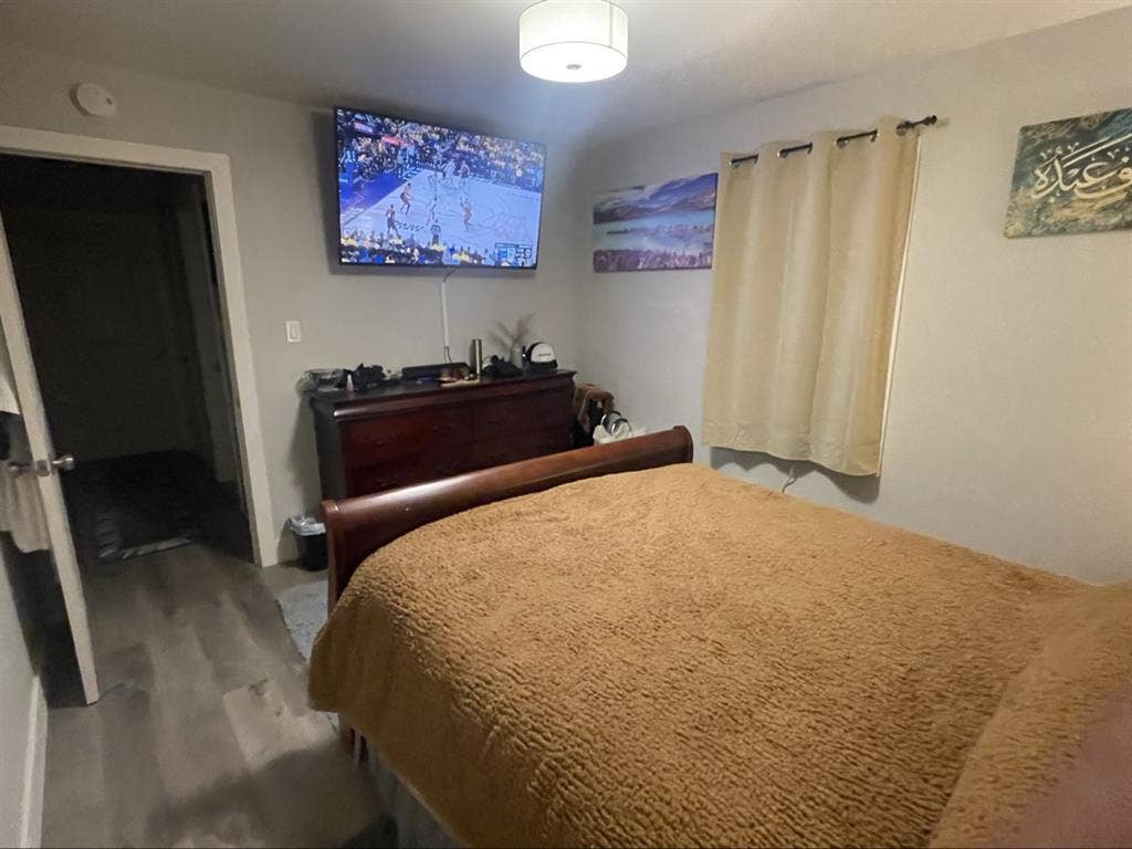 Room for Rent in Cozy 3BR House