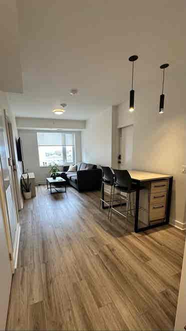 Summer Sublet May-Aug Bt