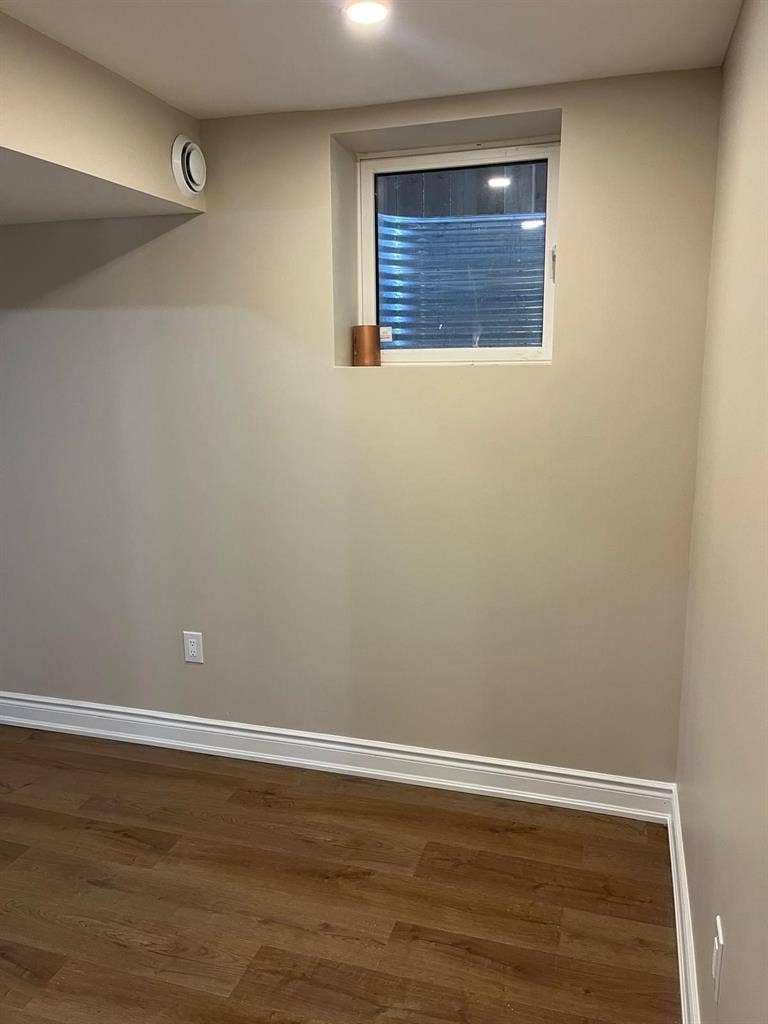 LEGAL BASEMENT APARTMENT