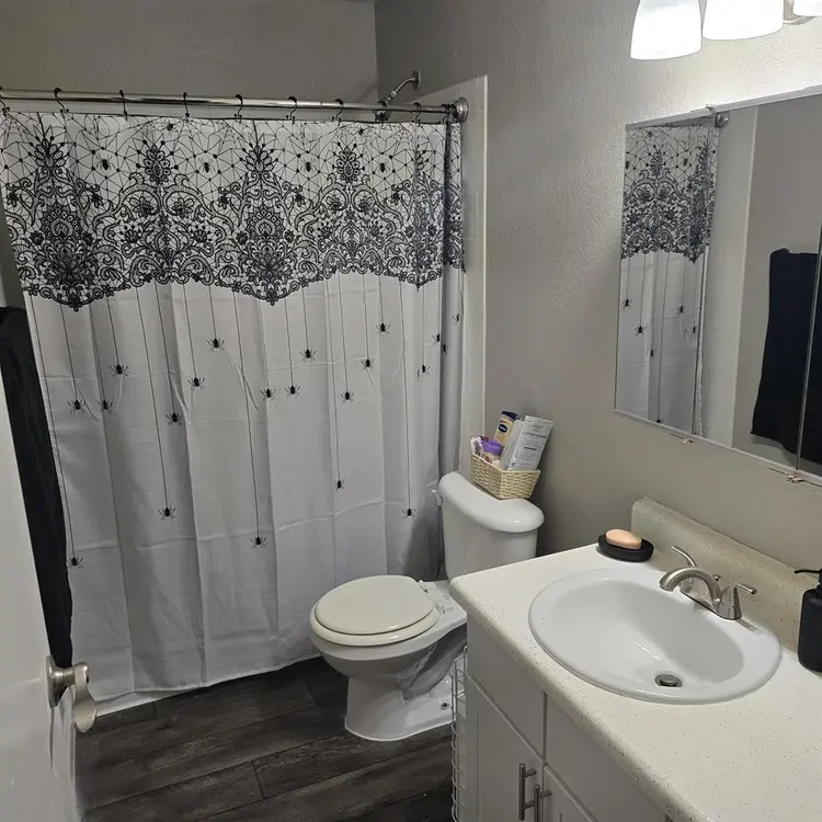 Fully Furnished Room for Rent