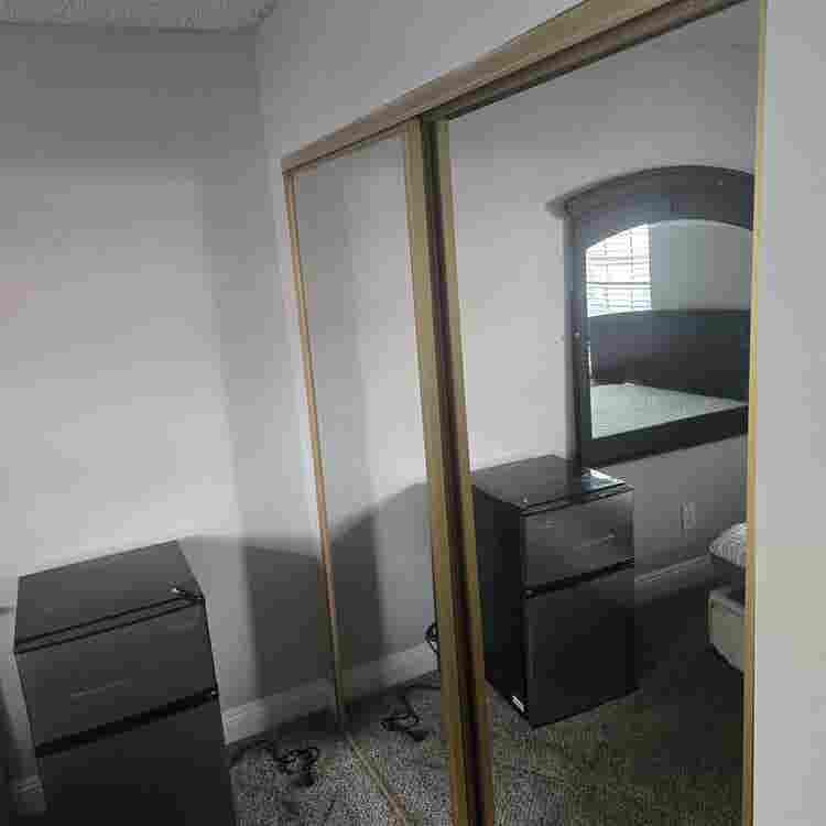 Fully Furnished Room for Rent