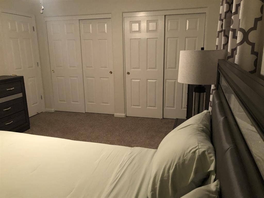 Room for rent in a big house.