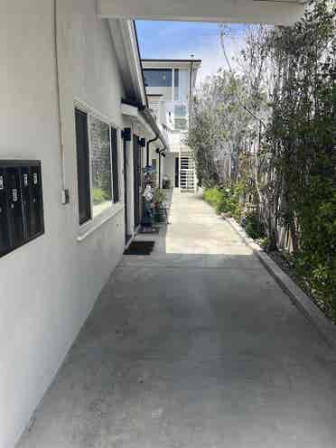 Room for rent on Newport Peninsula