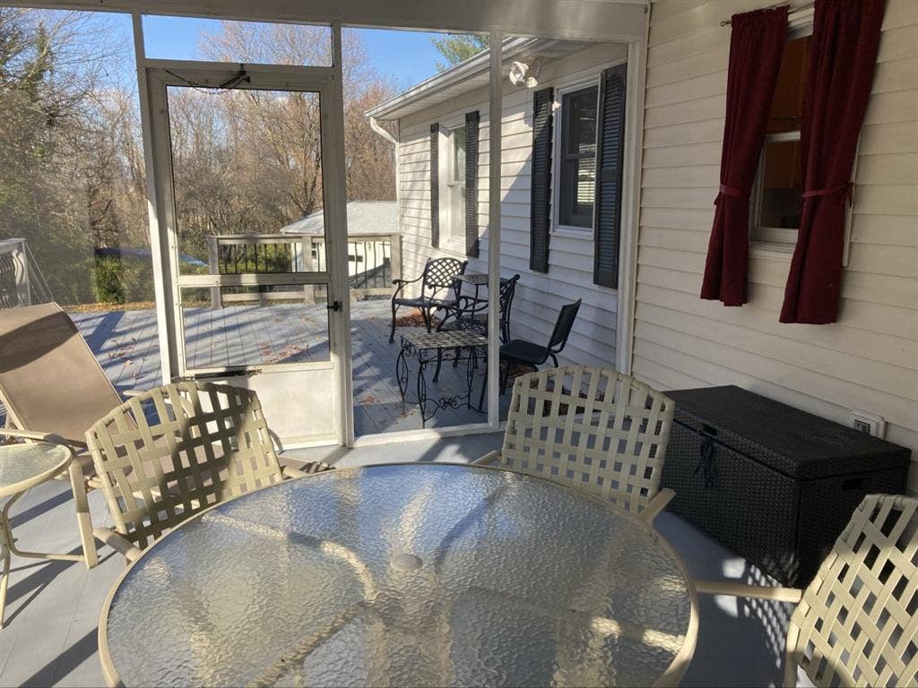 Middletown! Includes all utilities!