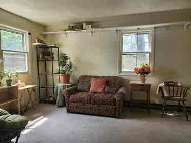 Looking for Roomate