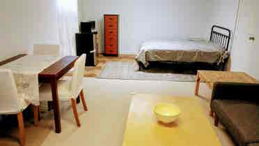 Fully furnished  sq ft room