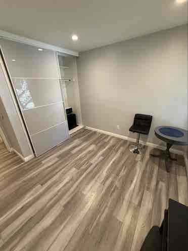 Room for Rent in a Cozy 3-Bedroom