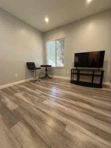 Room for Rent in a Cozy 3-Bedroom