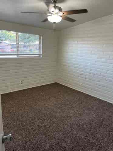Room for rent with private bathroom