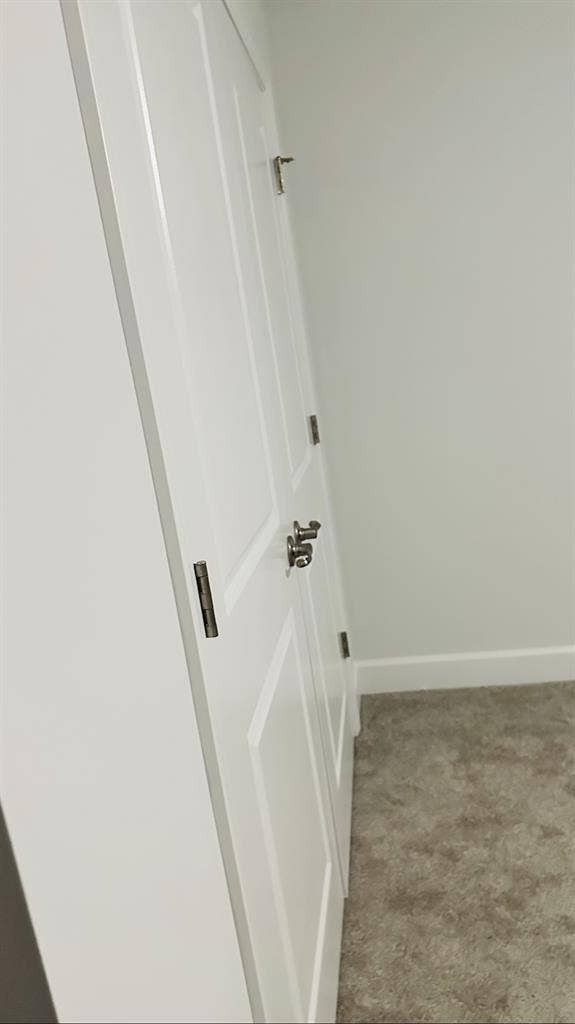 Spacious Bedroom for rent at Latham