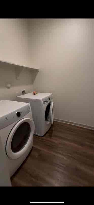Need a female roommate