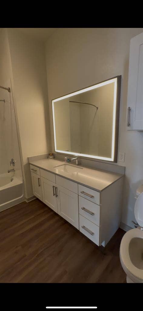 Need a female roommate