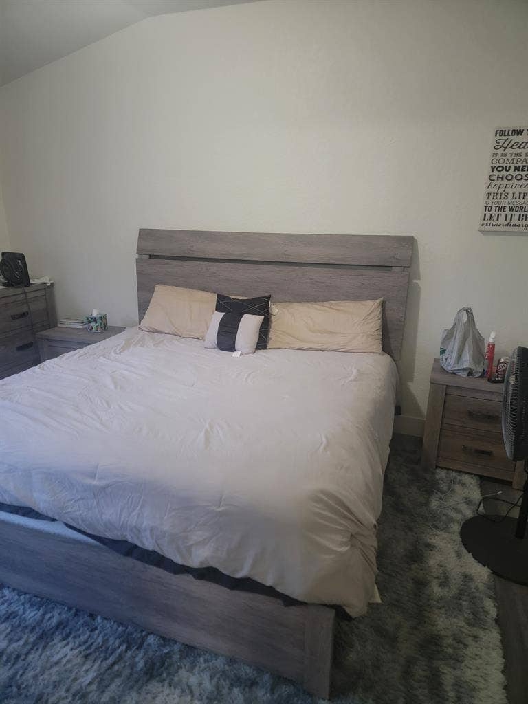 Master bedroom w/ private bathroom