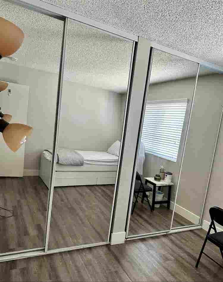 Big room w/own private bathroom