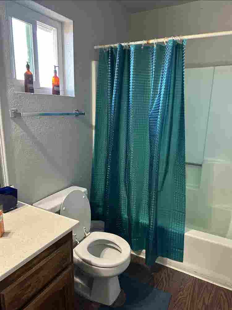 Big room w/own private bathroom